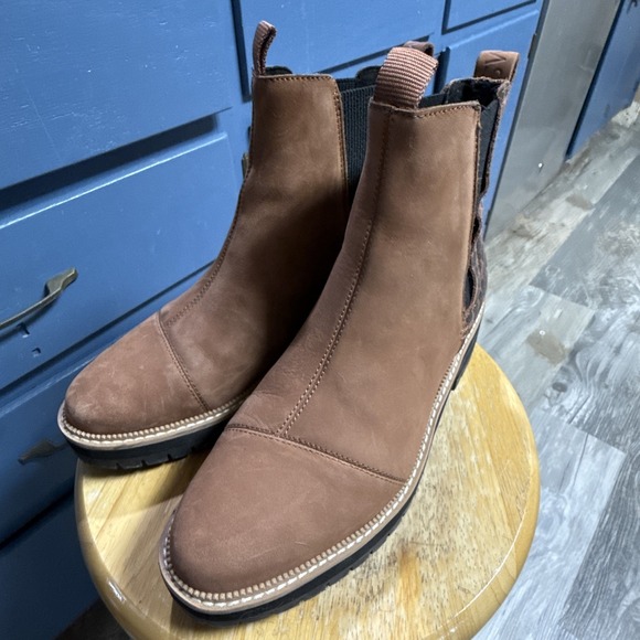 TOMS DAKOTA WOMENS DARK EMBER OILED NUBUCK LEOPARD SHOES BOOTS SIZE 9 EUC - Picture 3 of 9